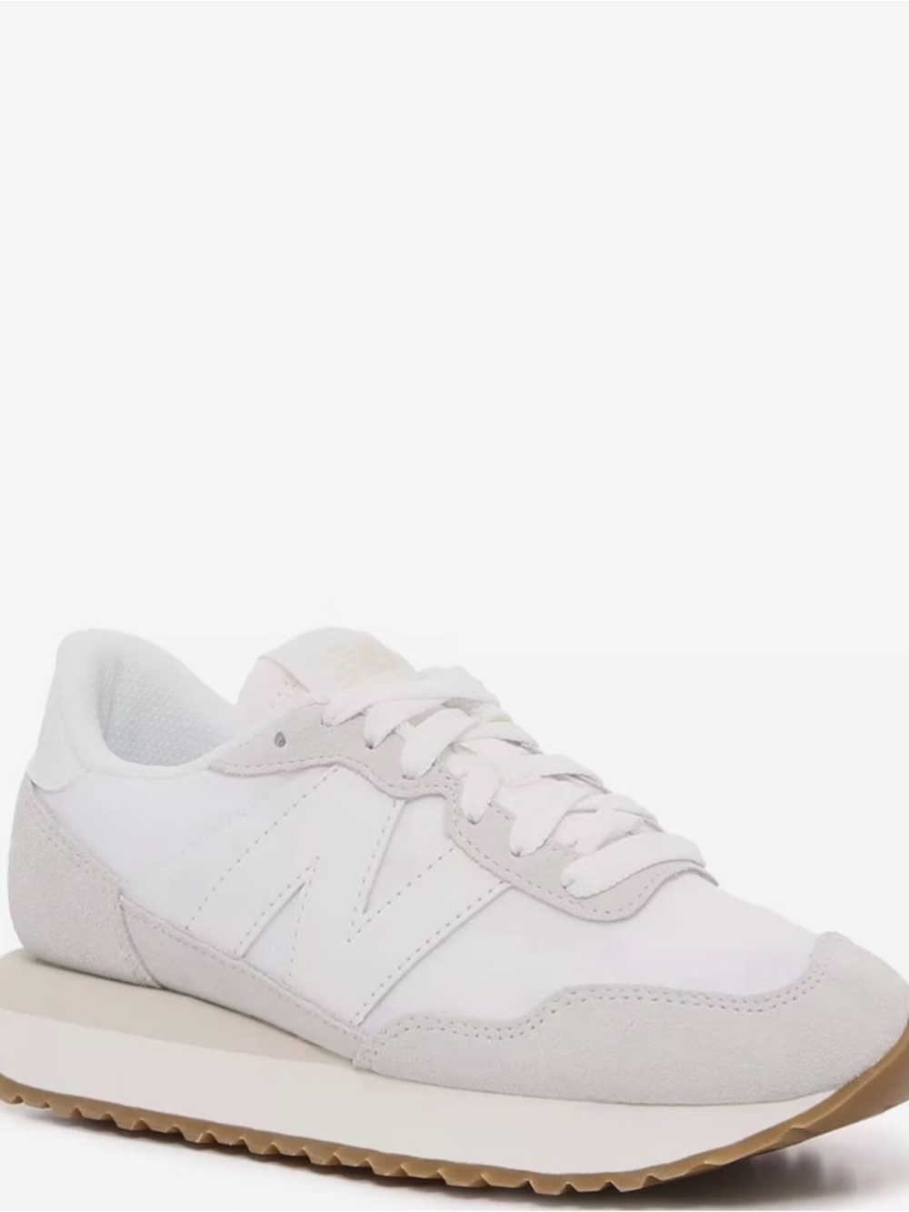 New Balance Women's White and Light Gray Retro Runner Sneakers